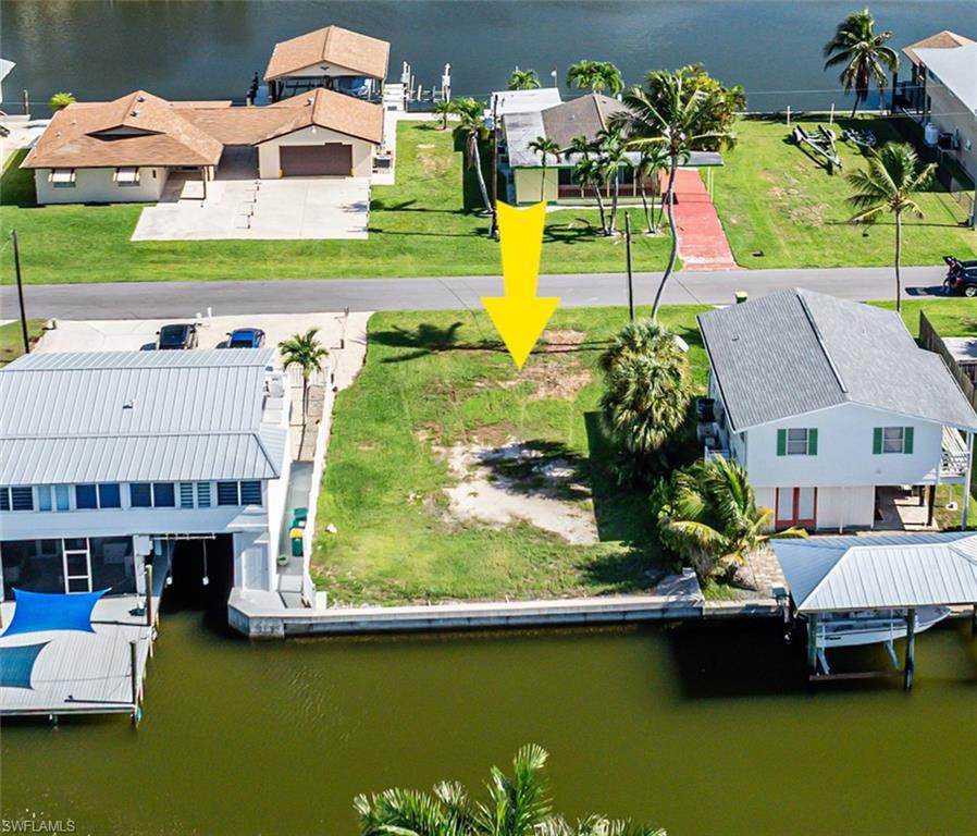574 Coconut Ave - Photo 1