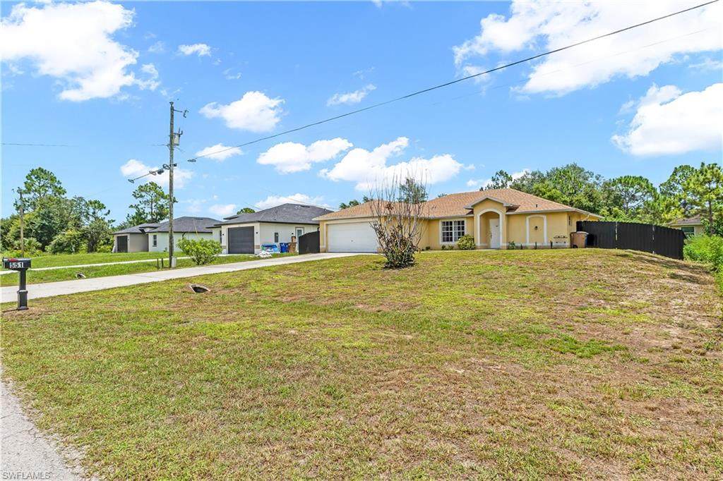 551 Eisenhower Blvd - Photo 1