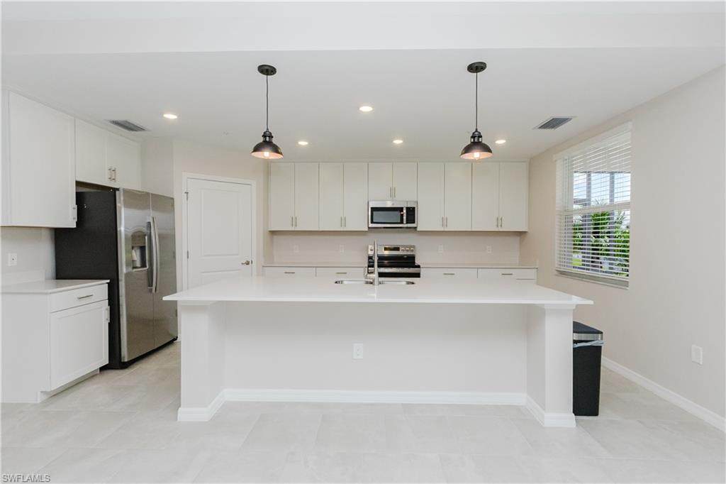 5668 Melbourne Ct - Photo 1