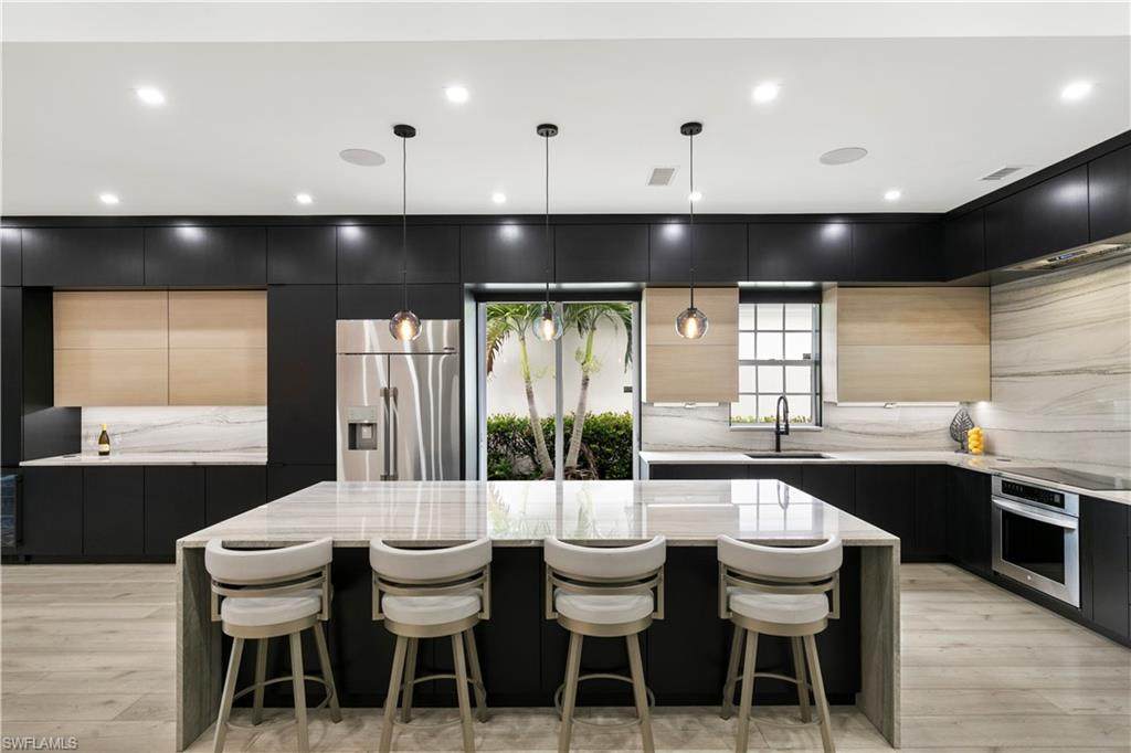 3007 Ellice Way - Photo 1