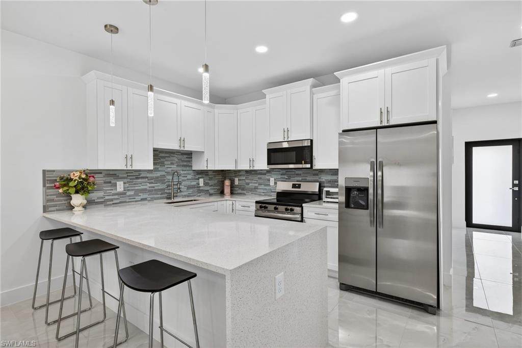 1146 Ecrue St - Photo 1
