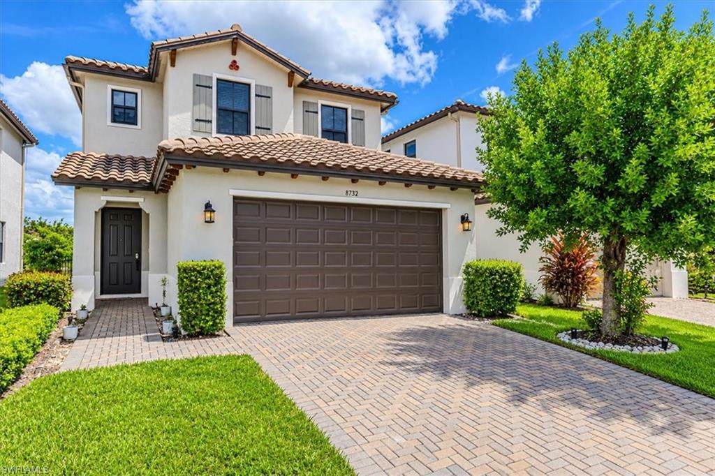 8732 Madrid Cir - Photo 1