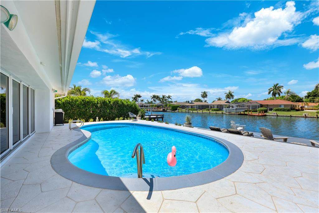 https://bt-photos.global.ssl.fastly.net/naples/orig_boomver_1_226032984-2.jpg