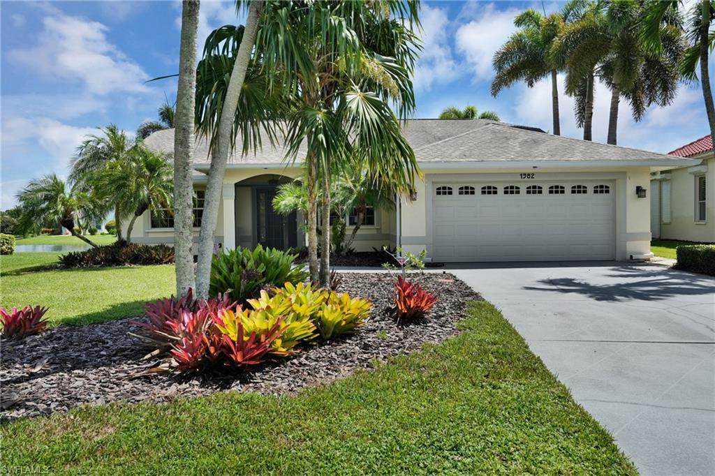 1982 Crown Pointe Blvd - Photo 1