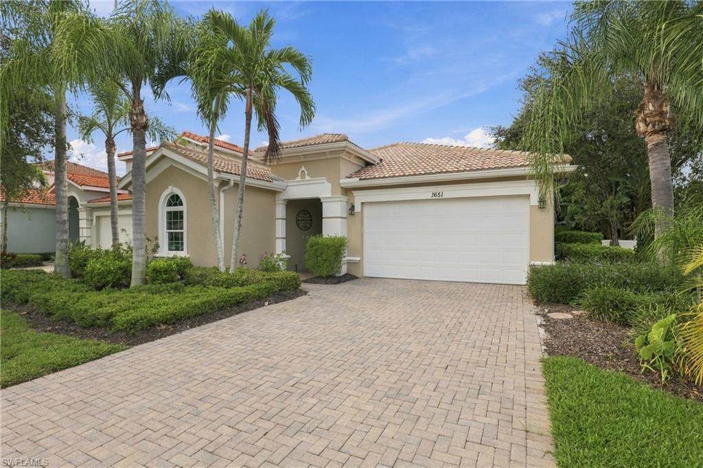 1651 Sanctuary Pointe Dr - Photo 1
