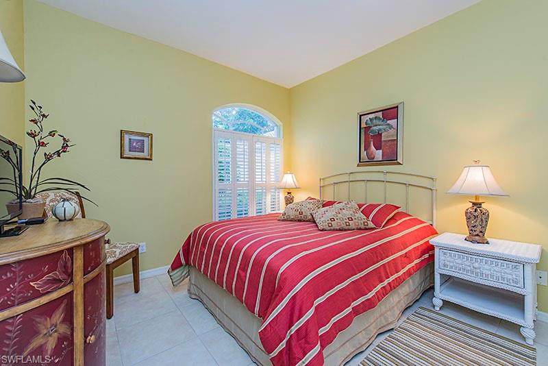 https://bt-photos.global.ssl.fastly.net/naples/orig_boomver_1_226033015-2.jpg