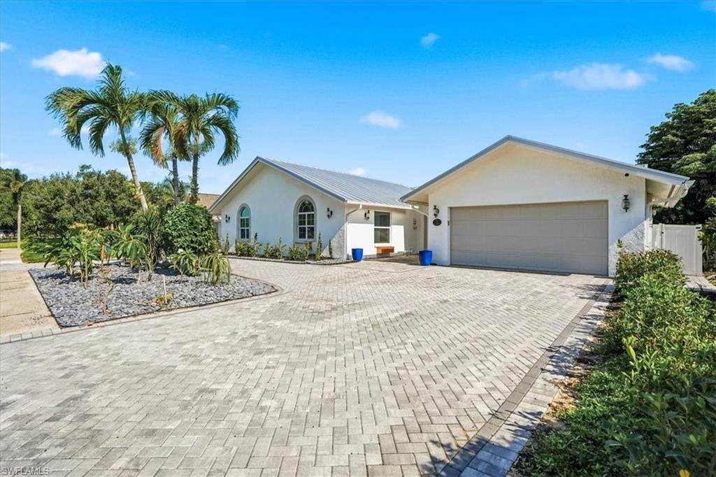 https://bt-photos.global.ssl.fastly.net/naples/orig_boomver_1_226033468-2.jpg