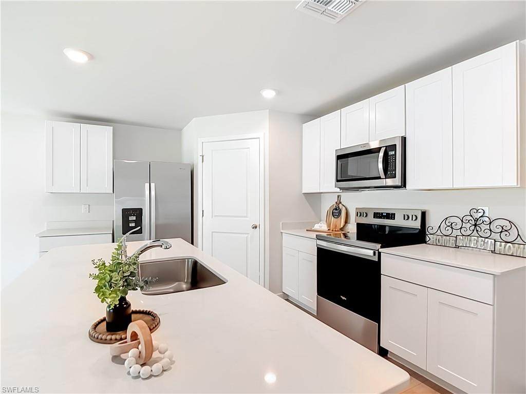 14168 Hemingway Oaks Trl - Photo 1