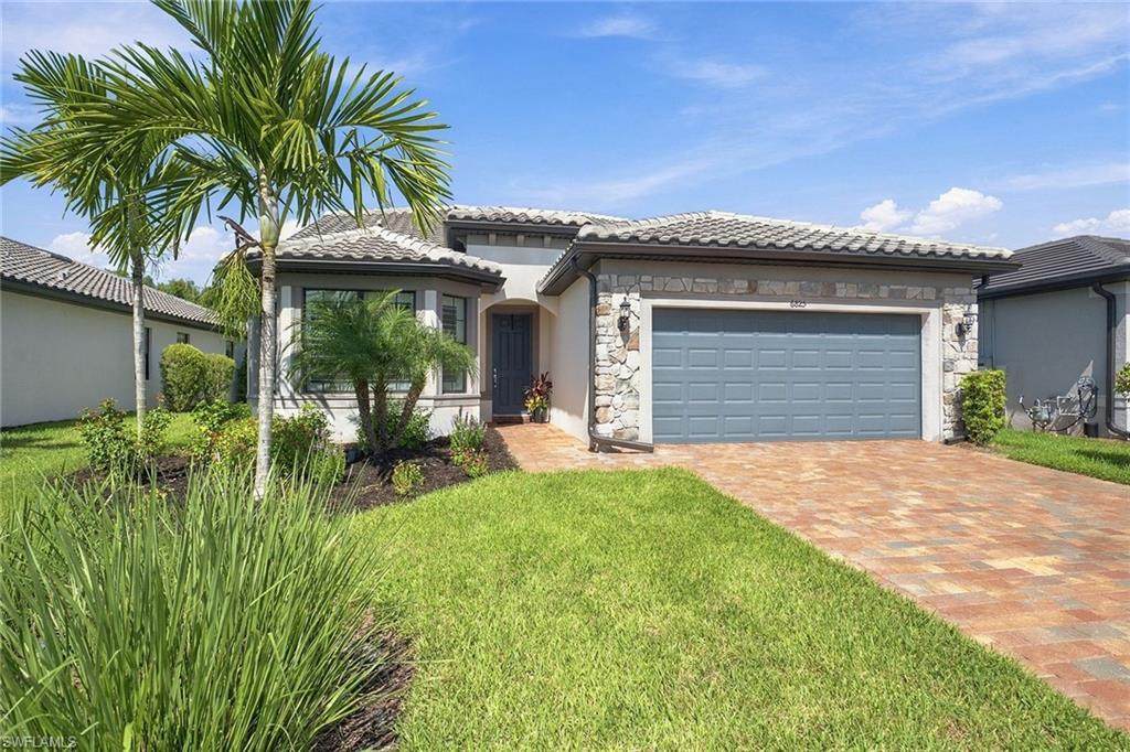6825 Greenbriar Ct - Photo 1