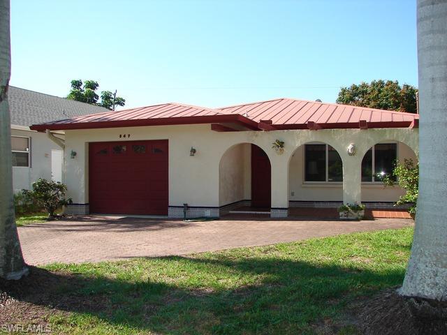 547 91ST Ave - Photo 1