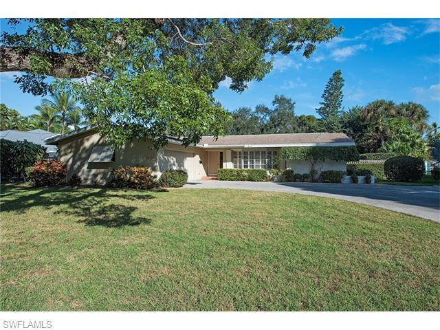 1655 Gordon Dr - Photo 1