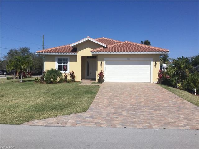 1021 Elrado St - Photo 1