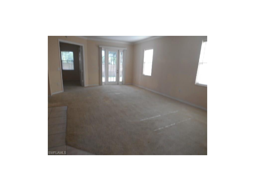 1010 Peggy Cir - Photo 1