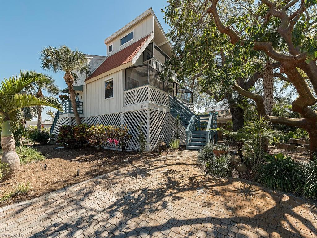 9780 Vanderbilt Dr - Photo 1