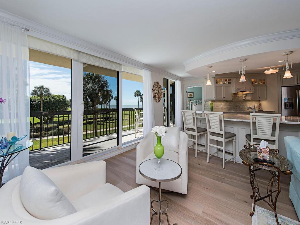 4551 Gulf Shore Blvd - Photo 1