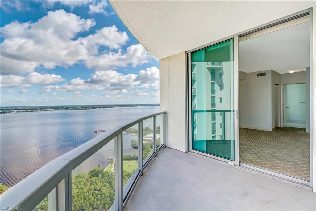 3000 Oasis Grand Blvd - Photo 1