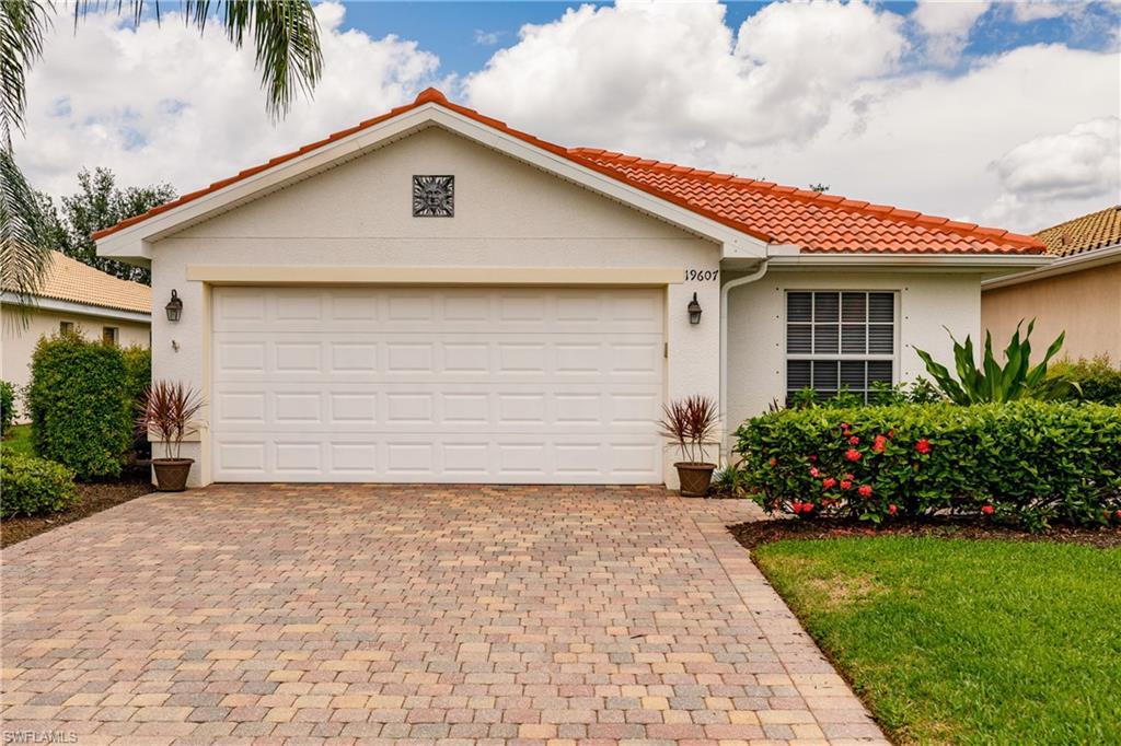 19607 Tesoro Way - Photo 1