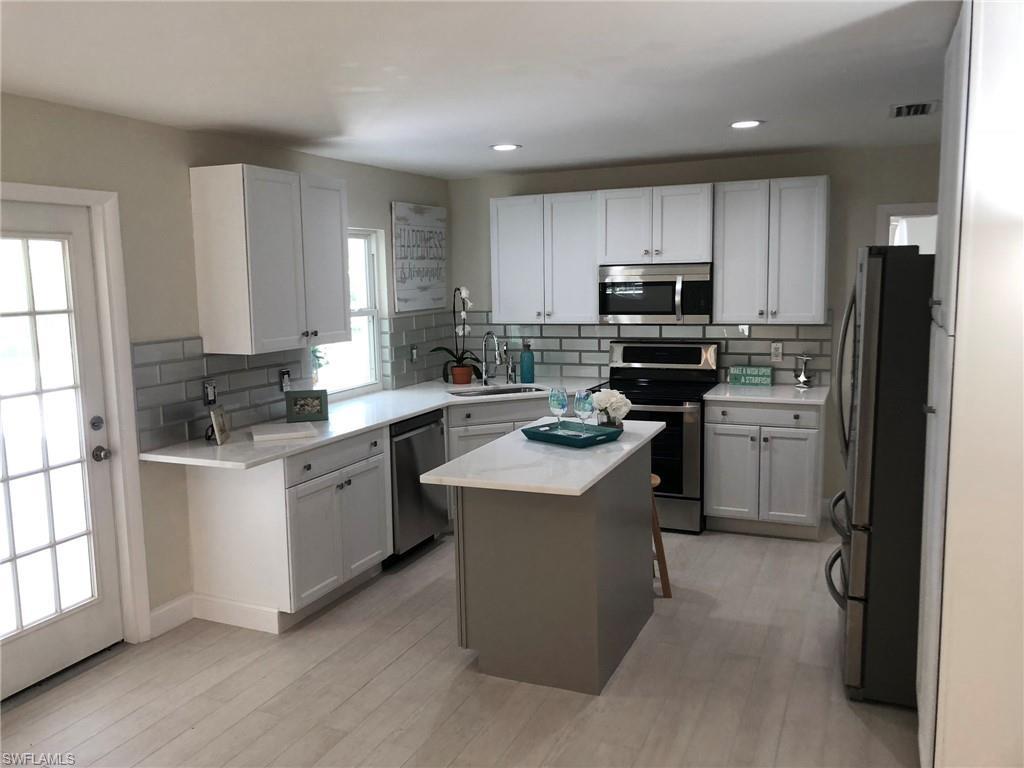 229 Madison Dr - Photo 1