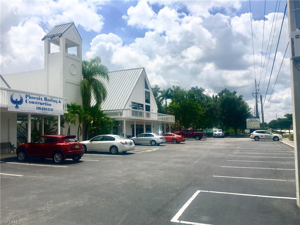 4999 Tamiami Trl - Photo 1