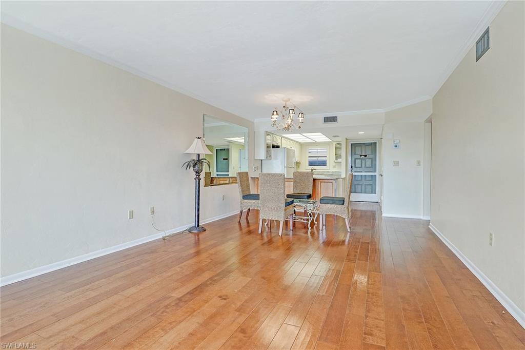 271 Southbay Dr - Photo 1