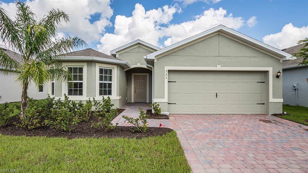 723 Hadley Place West - Photo 1