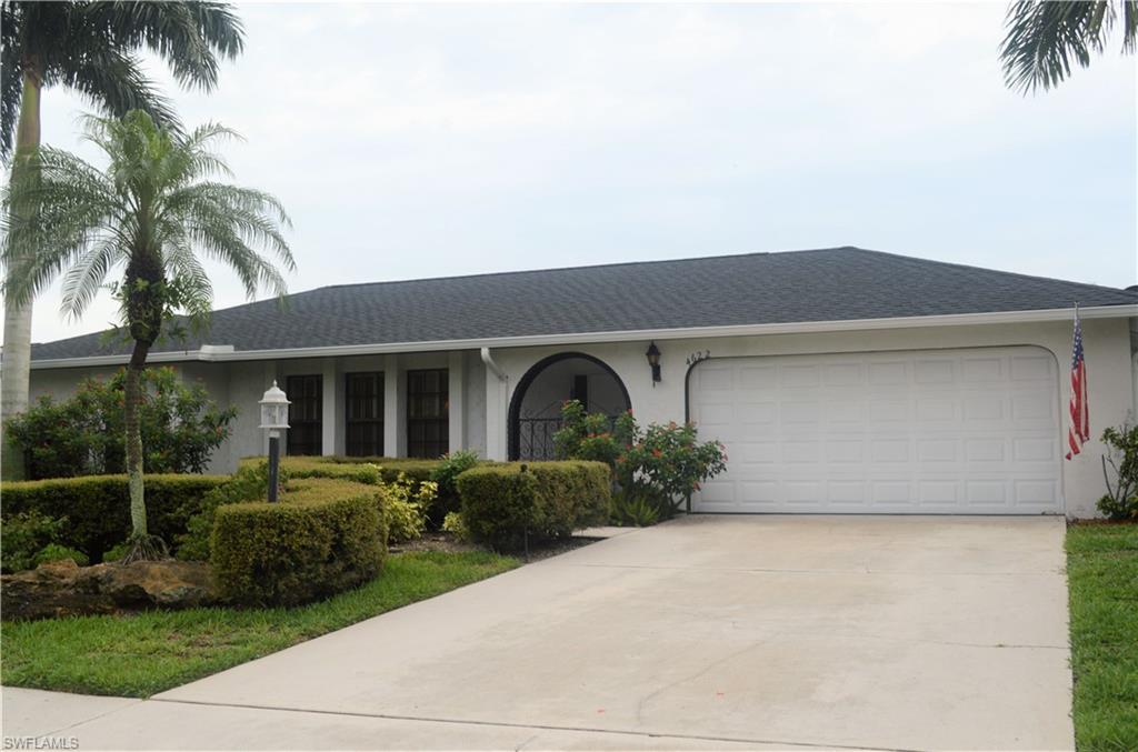 4622 Lakewood Blvd - Photo 1