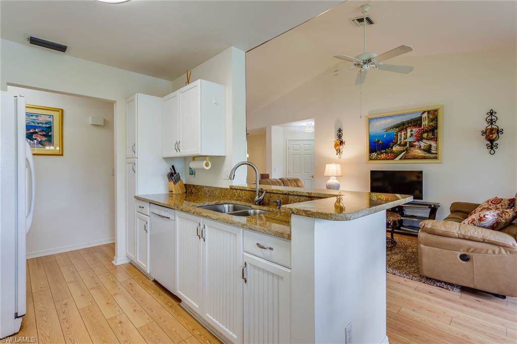 7275 Ascot Ct - Photo 1