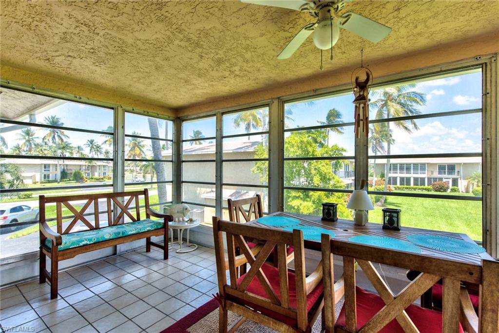 373 Palm Dr - Photo 1