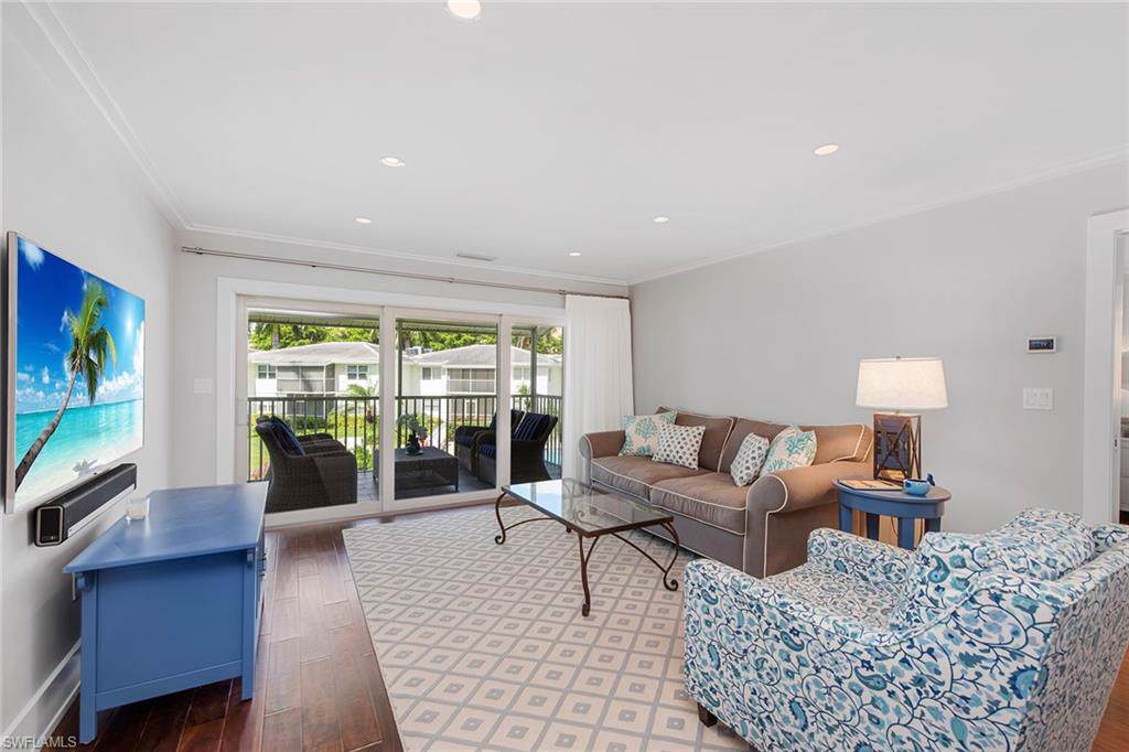 1014 Collier Blvd - Photo 1