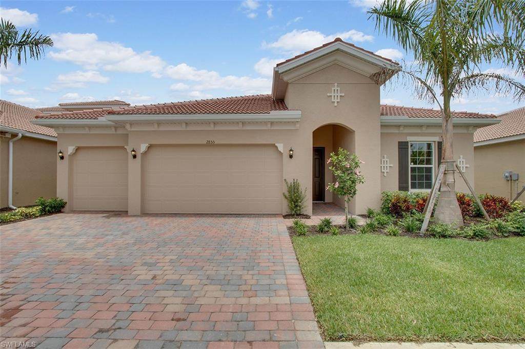 2855 Royal Gardens Ave - Photo 1