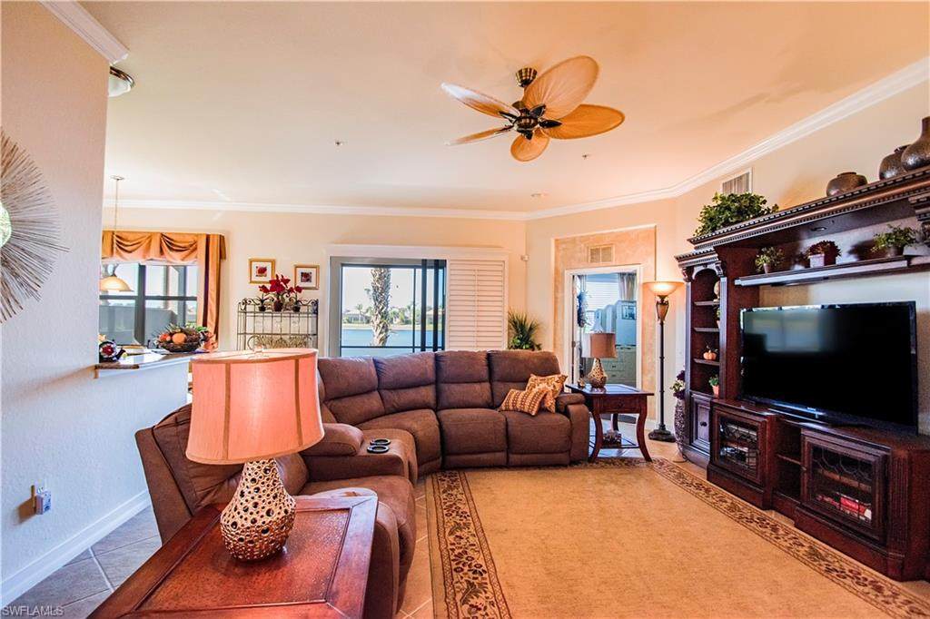 10526 Smokehouse Bay Dr - Photo 1
