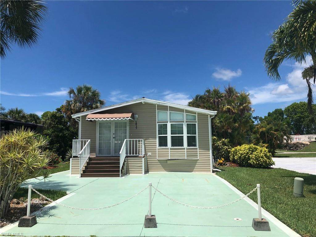 1017 Silver Lakes Blvd - Photo 1