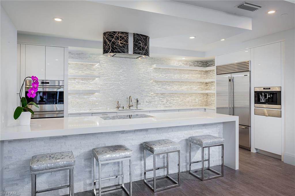 1030 3rd Ave - Photo 1