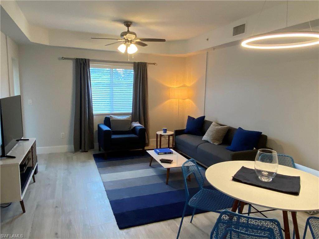 1100 Pine Ridge Rd - Photo 1
