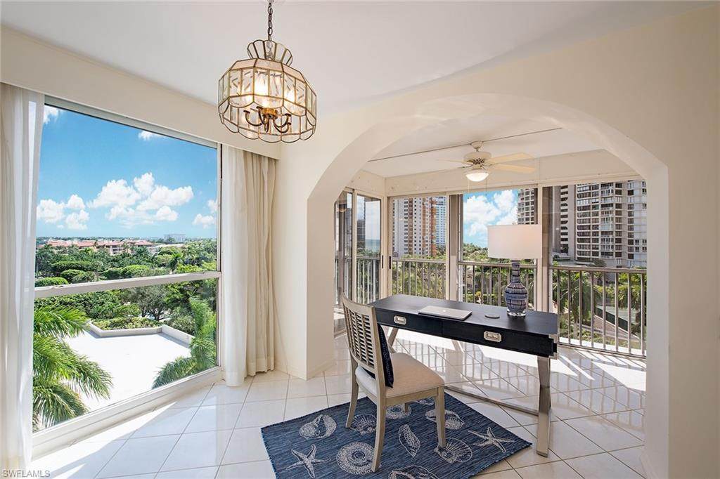 4401 Gulf Shore Blvd - Photo 1