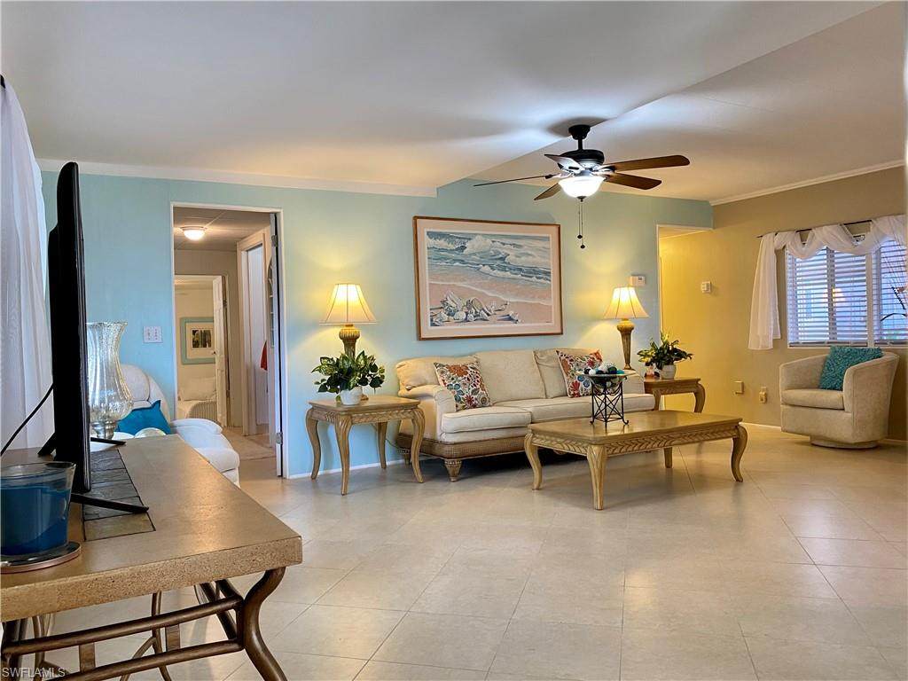 9 Enchanting Blvd - Photo 1