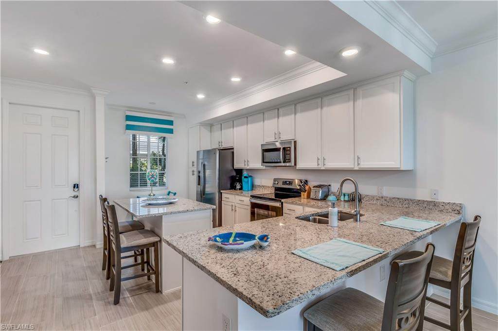 43000 Greenway Blvd - Photo 1