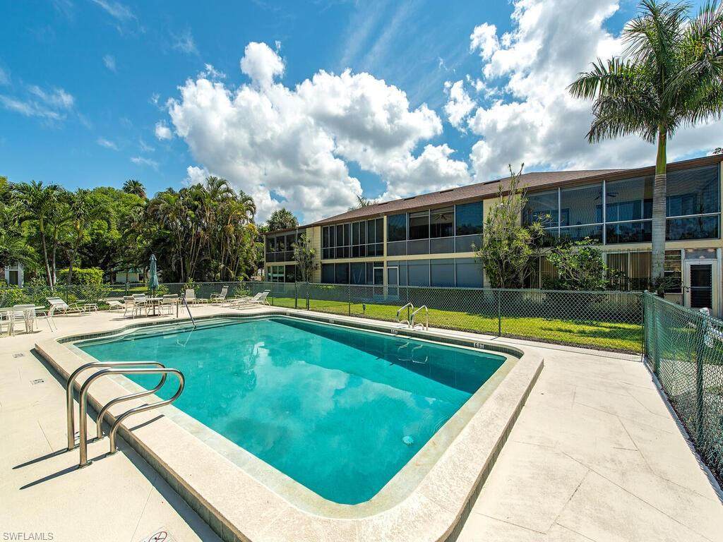 820 Ketch Dr - Photo 1
