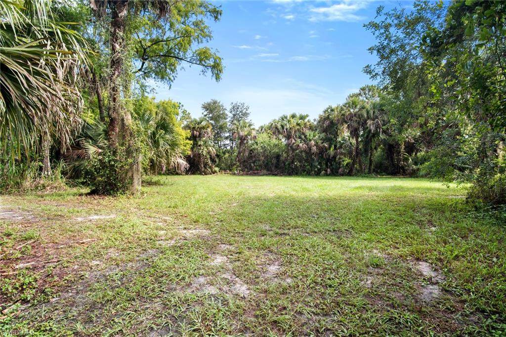 2580 8th St - Photo 1