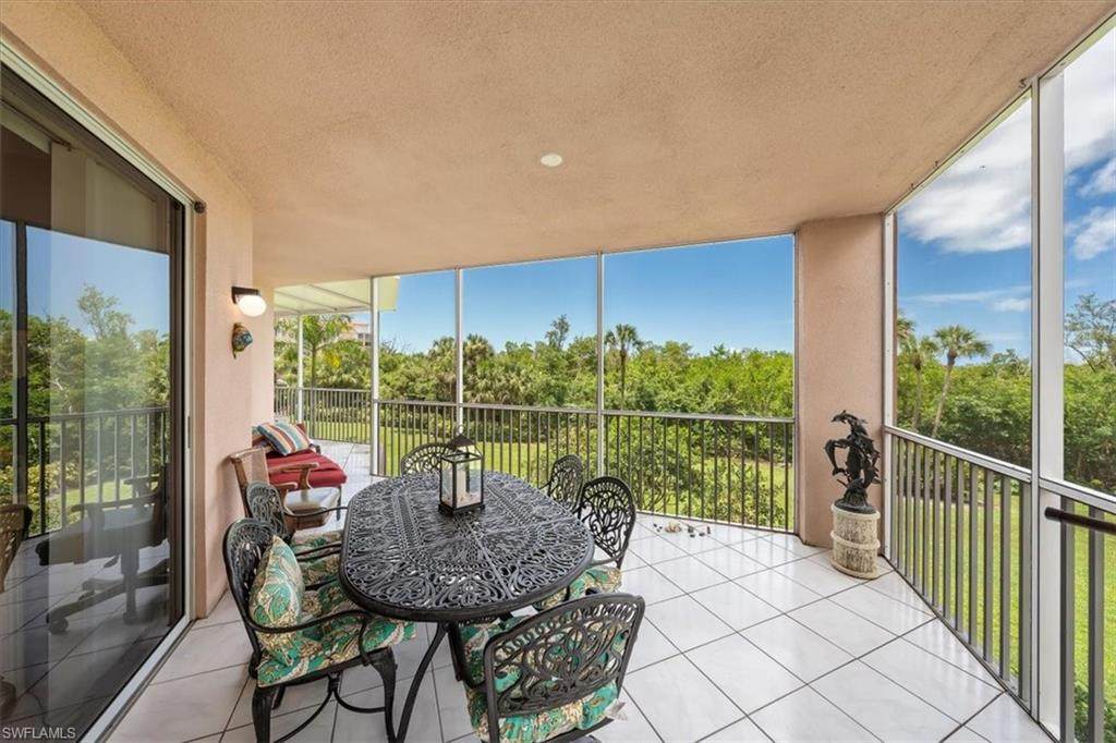 201 Vintage Bay Dr - Photo 1