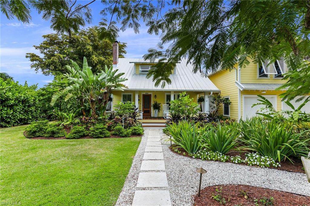 680 8th Ave - Photo 1