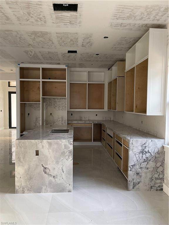1122 Golden Gate Blvd - Photo 1
