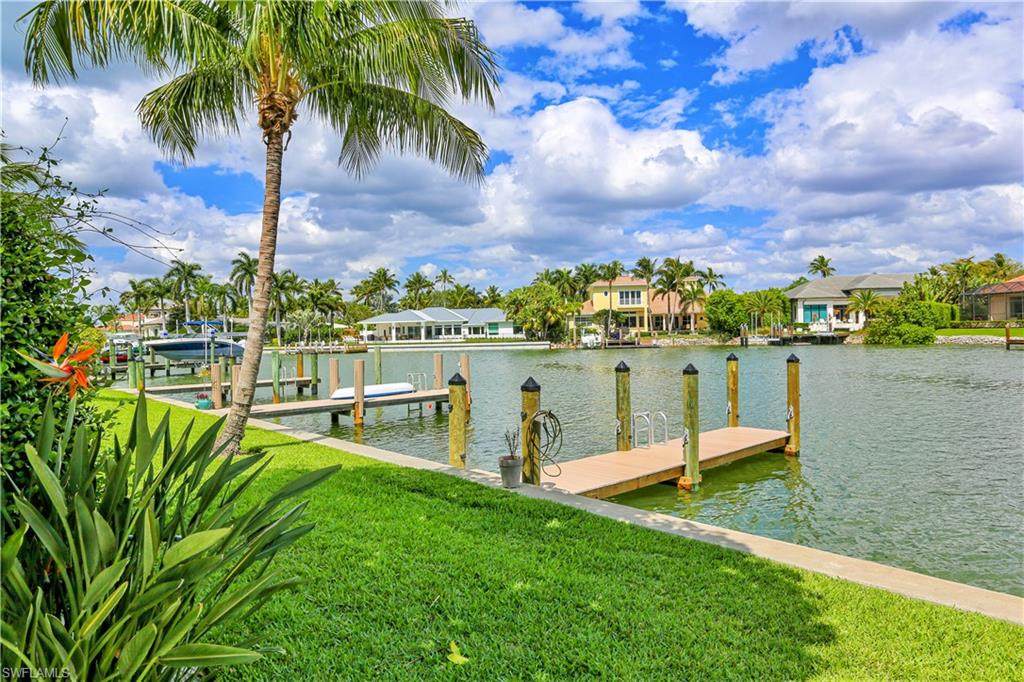 1624 Gulf Shore Blvd - Photo 1