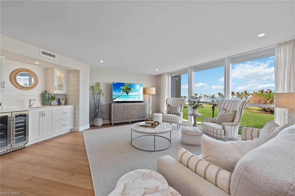 4401 Gulf Shore Blvd - Photo 1