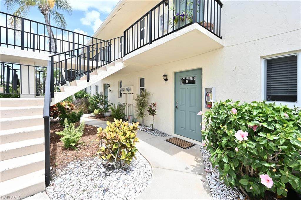 175 Palm Dr - Photo 1