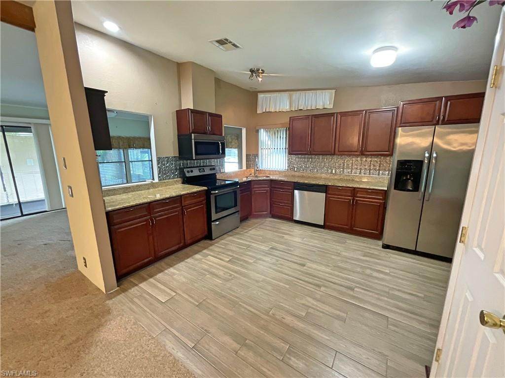 35 Covey Ln - Photo 1