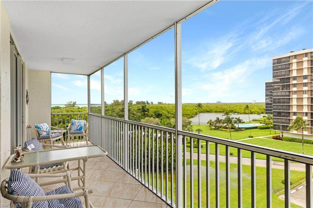 5 Bluebill Ave - Photo 1