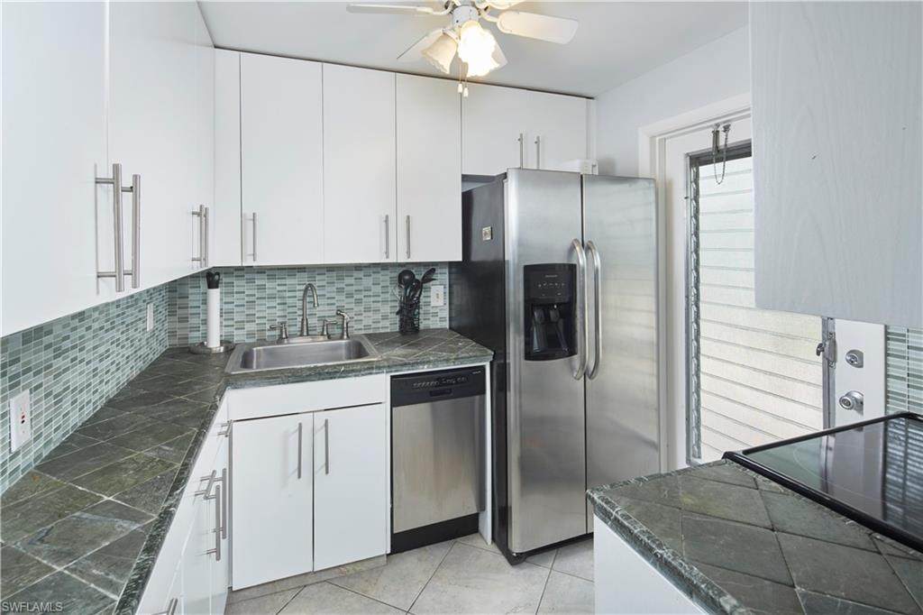 610 12th Ave - Photo 1