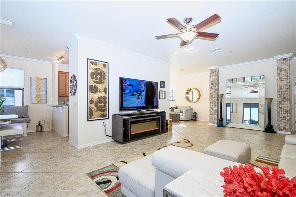 10630 Smokehouse Bay Dr - Photo 1
