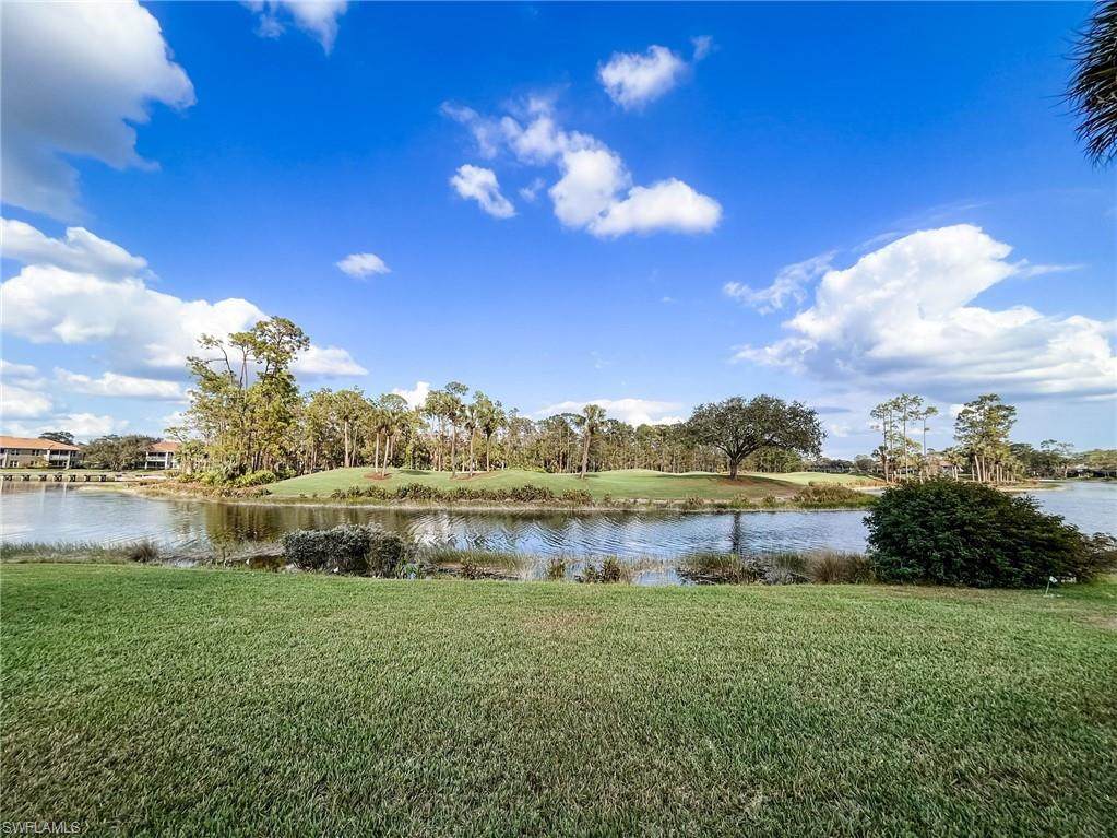 8370 Danbury Blvd - Photo 1